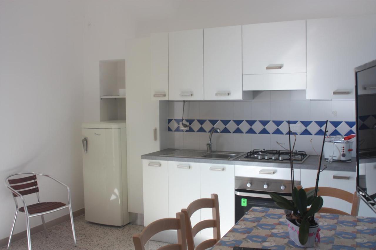 Residence Pizzo Corvo Фуроре Екстериор снимка