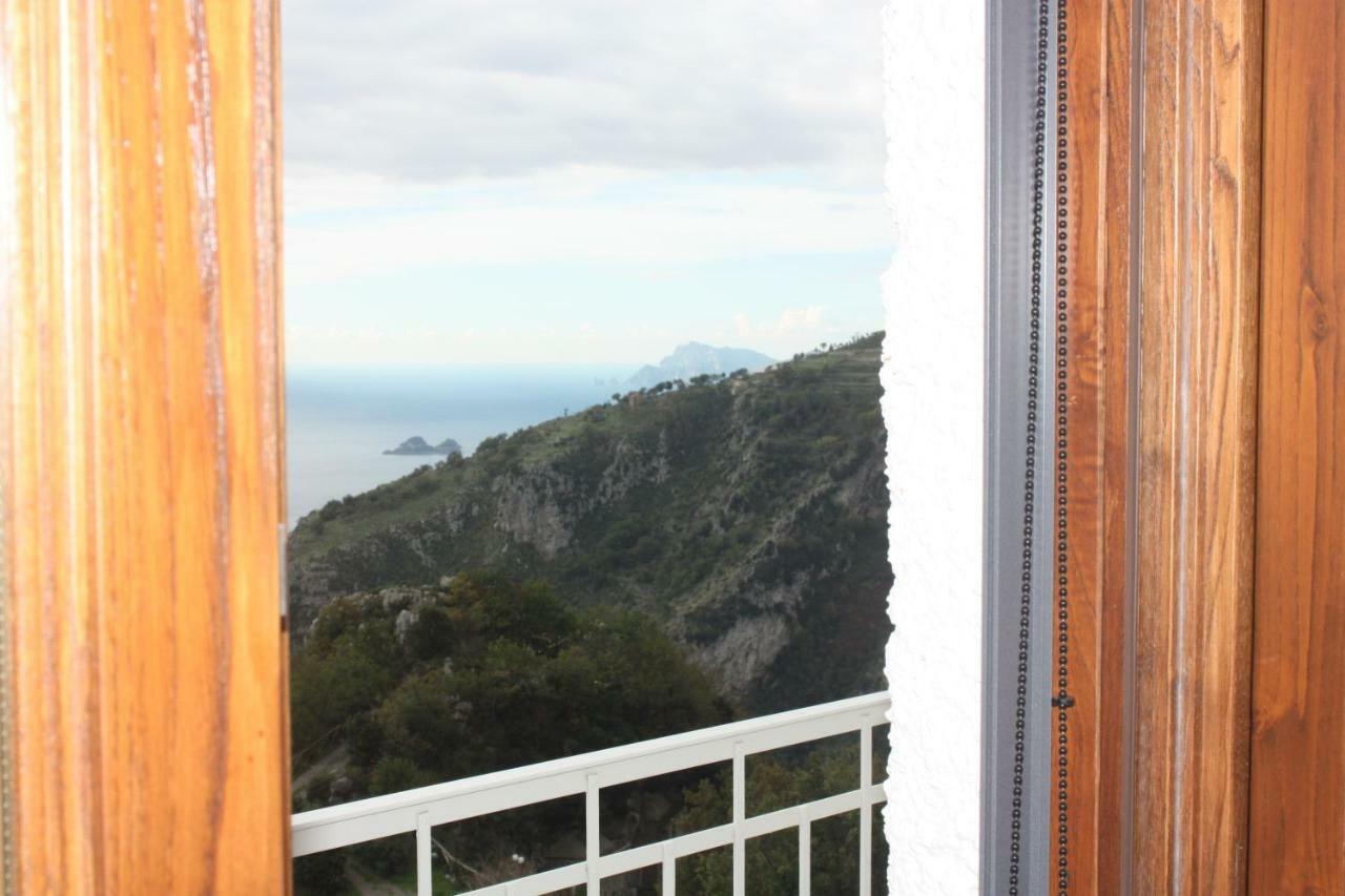 Residence Pizzo Corvo Фуроре Екстериор снимка