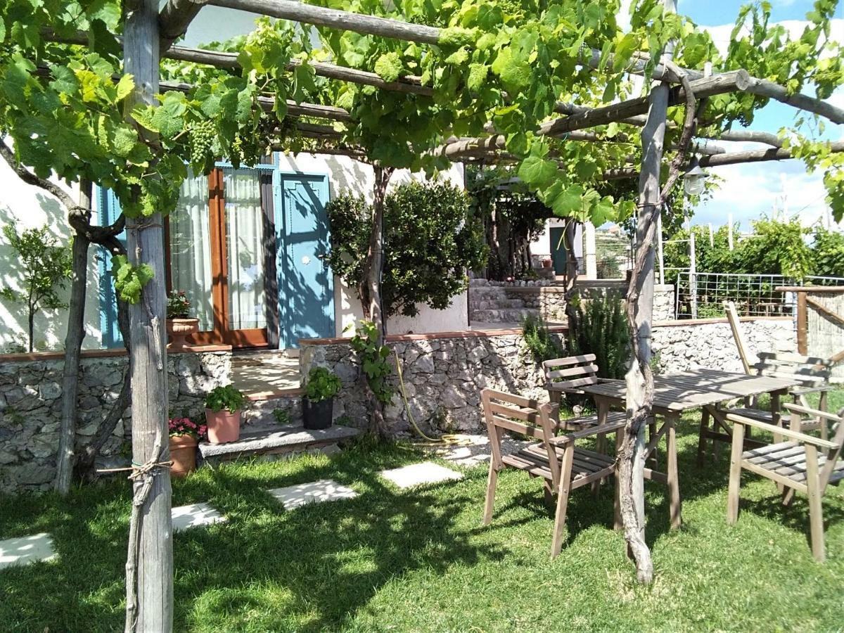 Residence Pizzo Corvo Фуроре Екстериор снимка